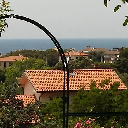 Cassuto Maison De Charme Bed & Breakfast