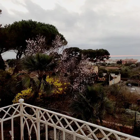 Bed & Breakfast Cassuto Maison De Charme 3*